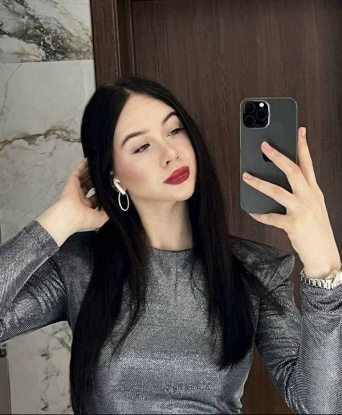Я настоящая профи в своем деле, и моя задача – удовлетворить все твои желания. У меня широкий спектр услуг, и я открыта для исполнения твоих самых горячих фантазий. В моих руках ты ощутишь настоящий рай.
Москва – мой дом, и здесь я готова встретиться с тобой в любое время и в любом месте. У меня есть много положительных отзывов от довольных клиентов, которые говорят о моей профессиональности и умении удовлетворять их самые сокровенные желания.
Смотри мои фото и убедись сам, какая я прекрасная и сексуальная. Я жду тебя, чтобы воплотить все твои фантазии в реальность и подарить тебе незабываемые моменты блаженства. Вместе мы окунемся в мир страсти и наслаждения. Звони мне и давай сделаем Москву горячей! 💋🔥 Марина